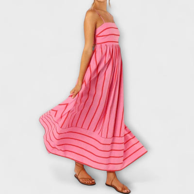 Svea - Maxi Dress in Bare Bloom